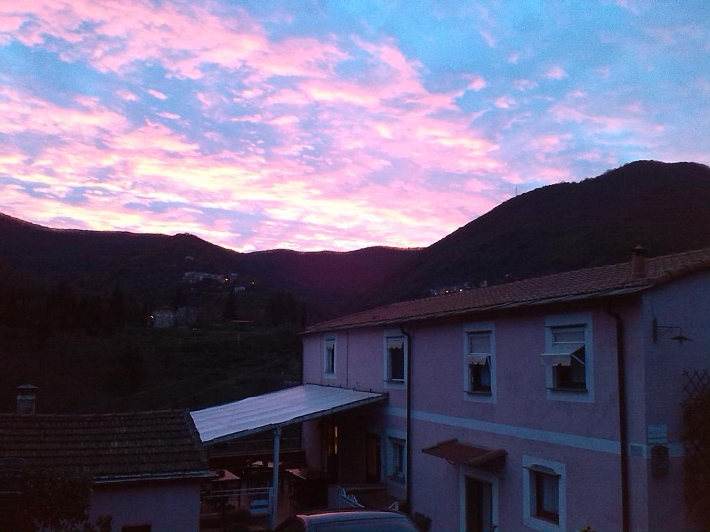 Agriturismo Locanda Del Papa La Spezia Exteriör bild