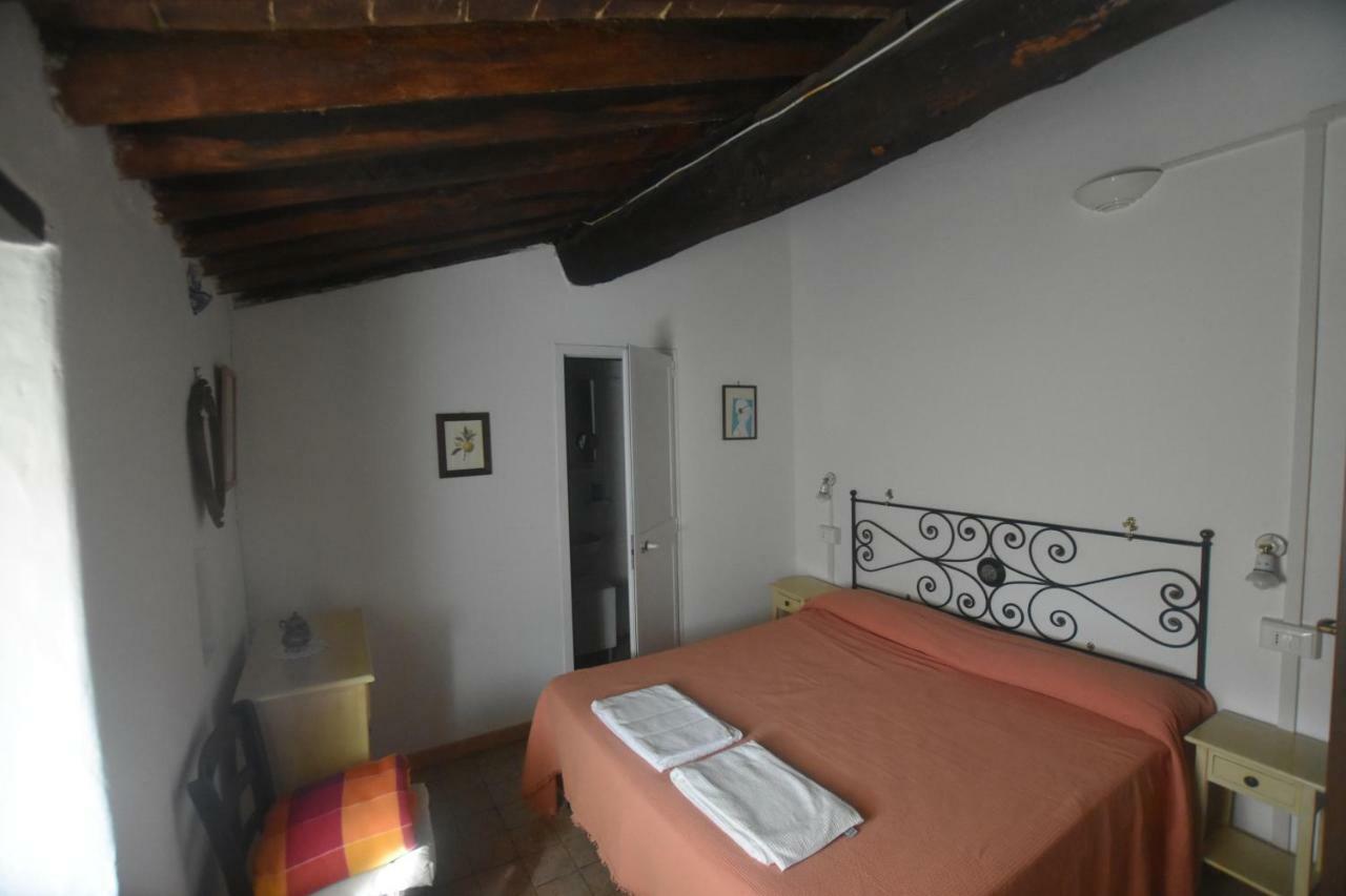 Agriturismo Locanda Del Papa La Spezia Exteriör bild
